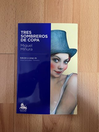 Tres sombreros de copa