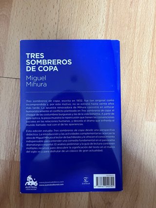 Tres sombreros de copa