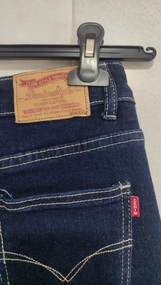 Vaqueros rectos azul oscuro