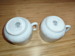 2 Tazas La Cartuja de Sevilla Cunia Blancas