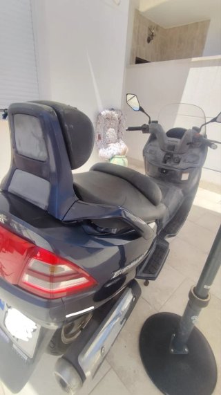 Suzuki Burgman 400