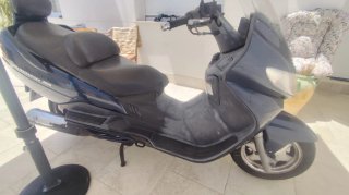 Suzuki Burgman 400