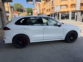 Porsche Cayenne GTS