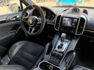 Porsche Cayenne GTS