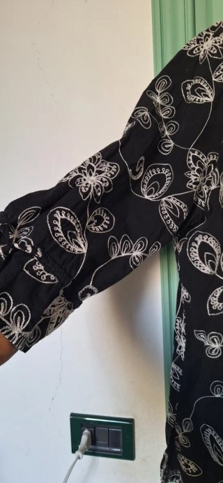 Giacca estiva arabescata nera e bianca
