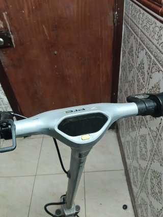 Patinete Eléctrico Gris