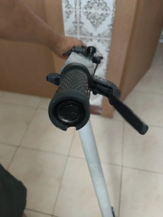 Patinete Eléctrico Gris