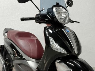 PIAGGIO BEVERLY 350 IE SPORT TOURING