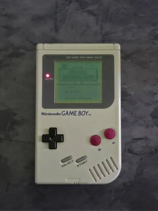 Game Boy Classic DMG-01 1989 Restaurato