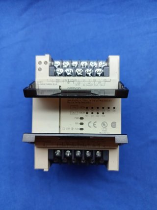 Controlador Programable OMRON