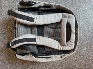 Mochila XD Design rosa y gris