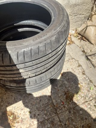 Neumático 225/50 R17 98W XL los dos por este preci