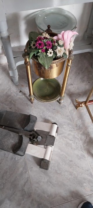 Candelabros de metal plateado