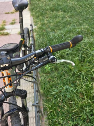 Bicicleta GT Avalanche