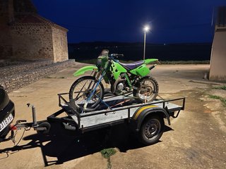 Cepo soporte rueda moto