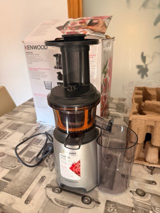 Exprimidor Kenwood PureJuice JMP601SI