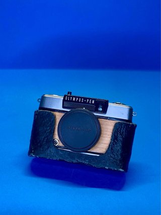 OLYMPUS PEN EE3 CUSTOM // Cámara Analógica