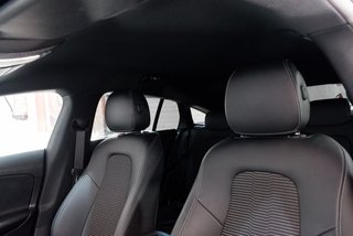 Mercedes CLA 200 1332 GASOLINA 160 5P