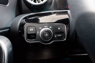 Mercedes CLA 200 1332 GASOLINA 160 5P