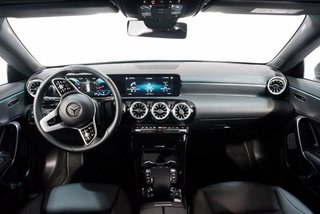 Mercedes CLA 200 1332 GASOLINA 160 5P