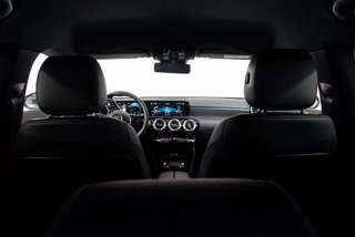 Mercedes CLA 200 1332 GASOLINA 160 5P