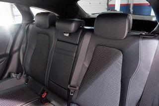 Mercedes CLA 200 1332 GASOLINA 160 5P