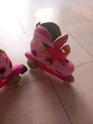 Patines en línea rosas para niña