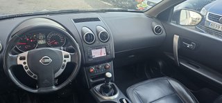 Nissan Qashqai+2 2010