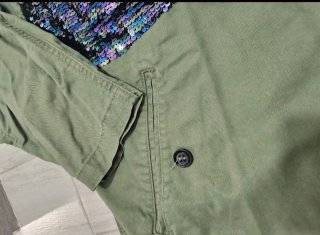Chaqueta oversize lentejuelas y capucha