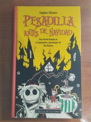 LIBRO PESADILLA ANTES DE NAVIDAD DAPHNE SKINNER