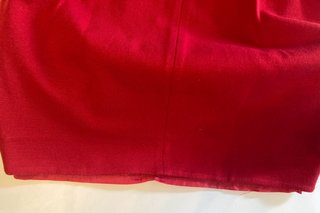 Vestido rojo Inditex con lazos