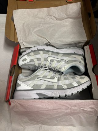 Nike P6000 Blancas y Grises Talla 43