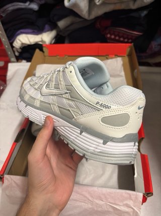 Nike P6000 Blancas y Grises Talla 43