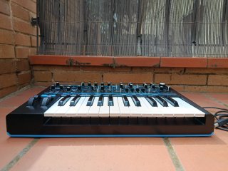Sintetizador Novation Bass Station II