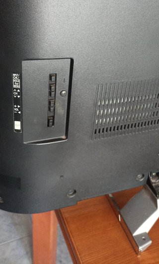 Televisión Smart TV Panasonic Negra y Plateada