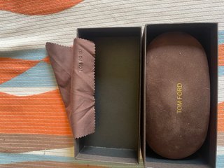 Gafas de sol TOM FORD, originales sin usar.