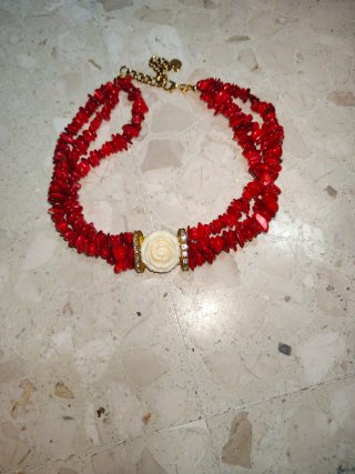 Collar Choker Coral Natural y Perla Flor