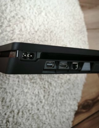 PS4 Slim 1TB + Mando Azul + Juego Stray