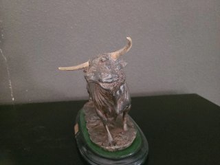 Escultura Toro Bronce Base Madera