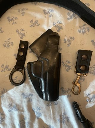 Funda pistola, 2 cinturónes vigilante +ascesorios