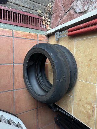 Neumático Bridgestone RS11