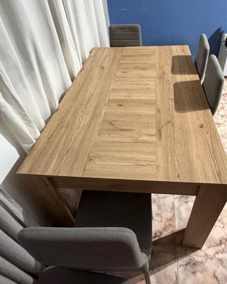 Mesa De Comedor  Cerrada 90x180. Abierta 90x220