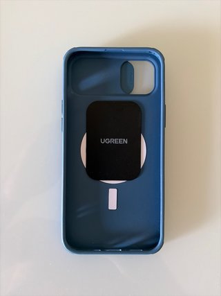 3 carcasas iphone 14 la negra con tapa. Sim usar