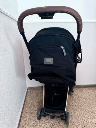 Passeggino Cybex Coya Nero con barra