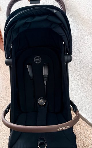 Passeggino Cybex Coya Nero con barra