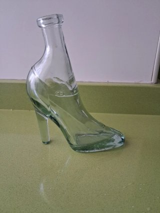 Botella de licor zapato de cristal