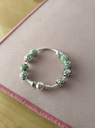 Pulsera Acero con Abalorios Verdes