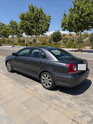 Toyota Avensis 2008