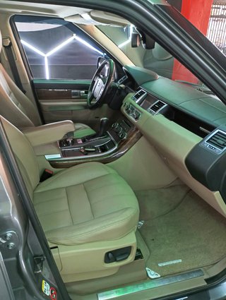 Land Rover Range Rover Sport 2010