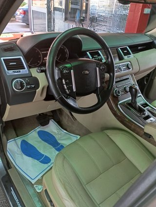 Land Rover Range Rover Sport 2010